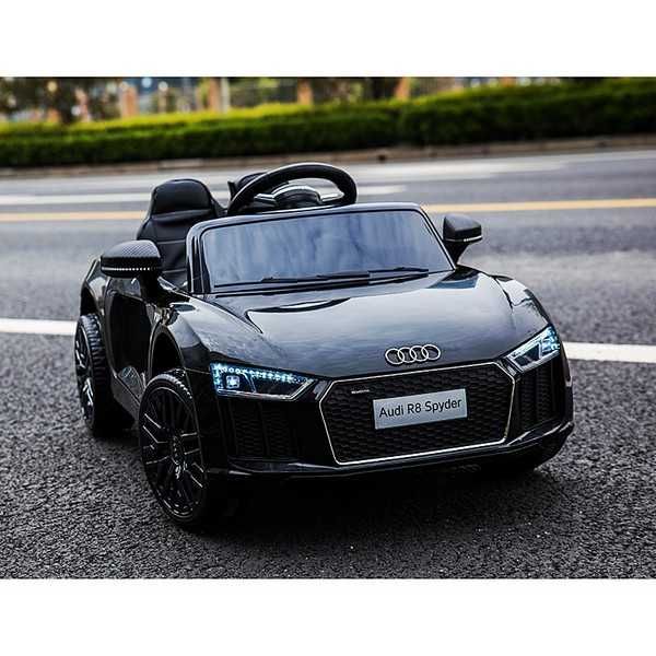 Акумулаторна кола Audi R8 Spyder 12V