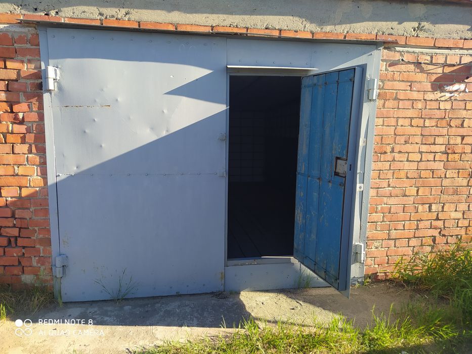 Сдам гараж на КСК