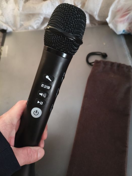 Караоке микрофон