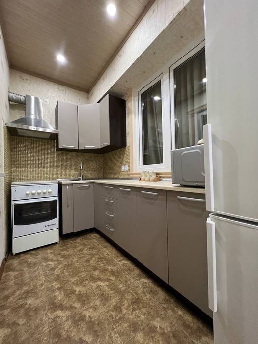 Сдается квартира, ЦУМ, м.Ойбек