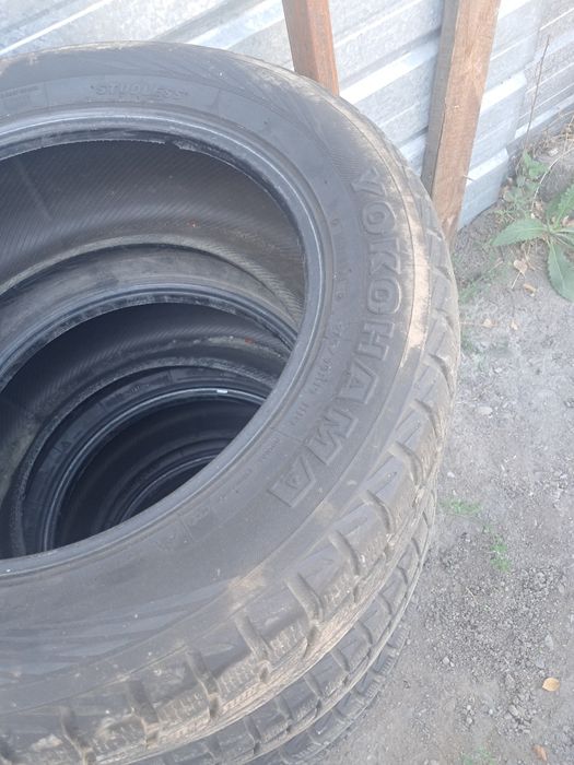 Зимние шины продам срочно