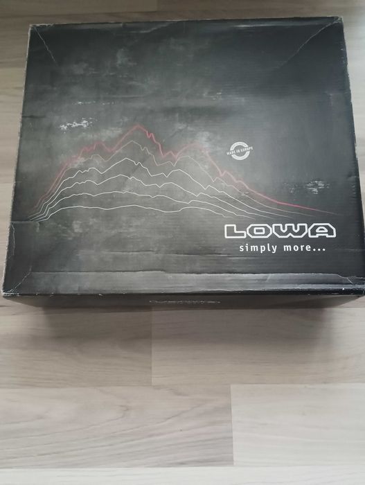 Lowa yukon ice ll gtx.