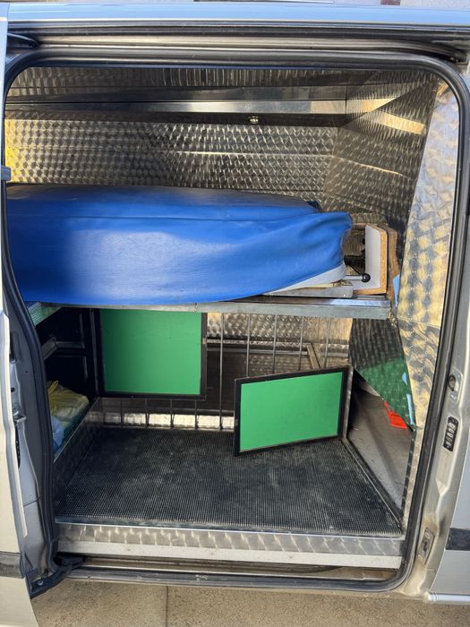 Microbuz/Masină Funerară/Mortuală