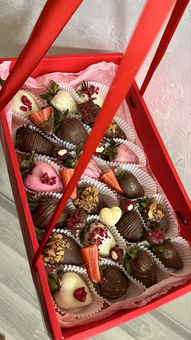 клубника в шоколаде