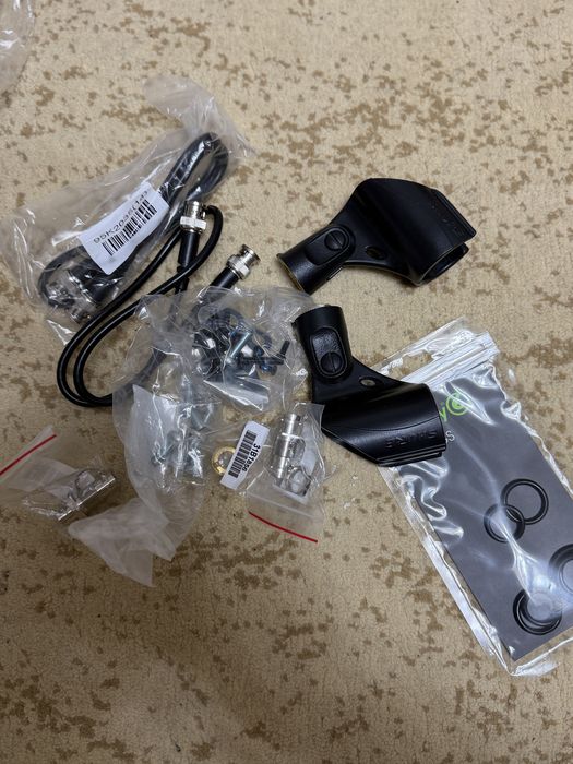 Stativ microfon Gravity MS 4321 B – ca nou, profesional