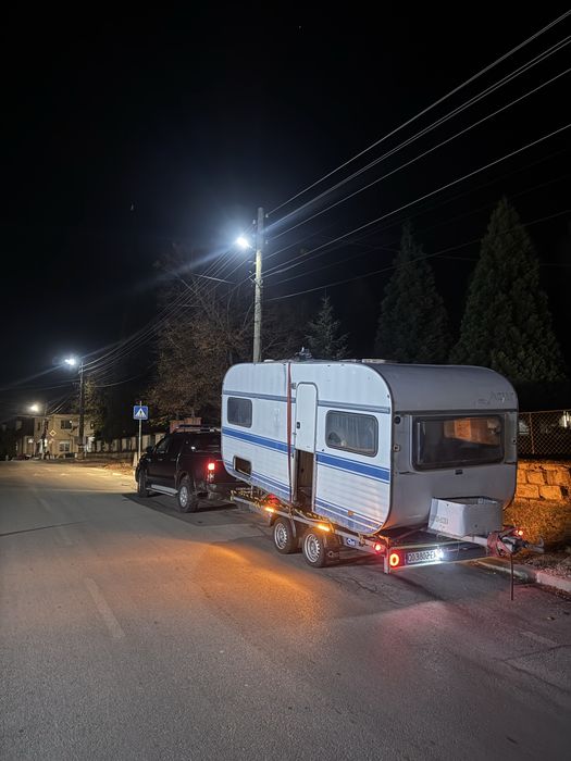 Пътна помощ/превоз/транспорт с платформа на техника, коли и т.н