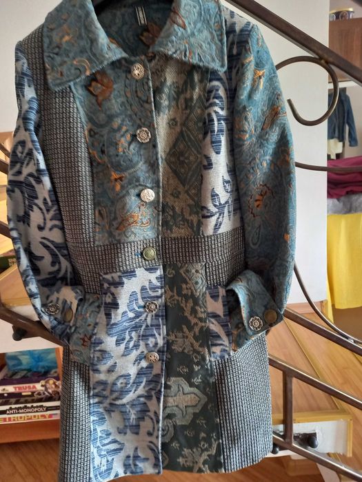 Pardesiu dama cu tesaturi brodate, albastru, nr 38 /M