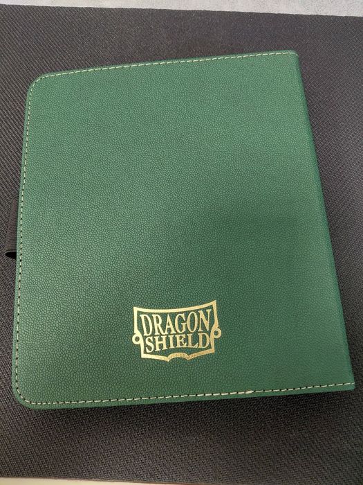 Албум за карти Dragon Shield ( 160 броя )
