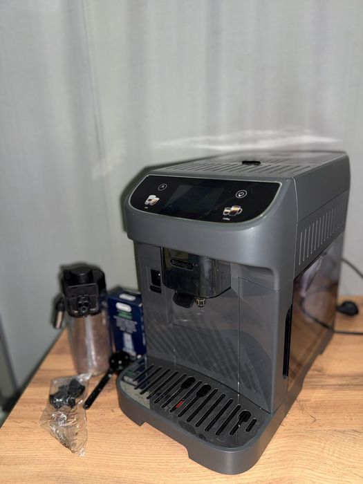 Кофемашина De’Longhi Magnifica Plus