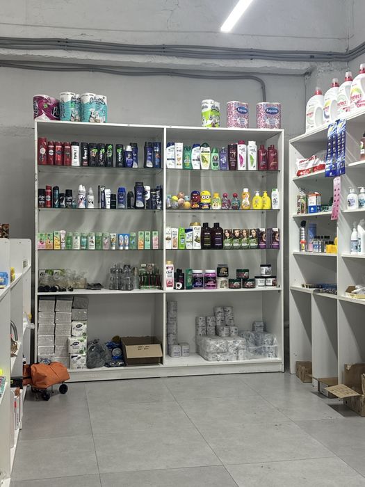 Продается мебель для магазина