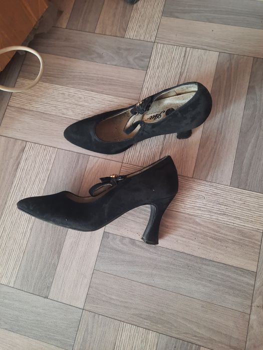 Туфли       замшевые