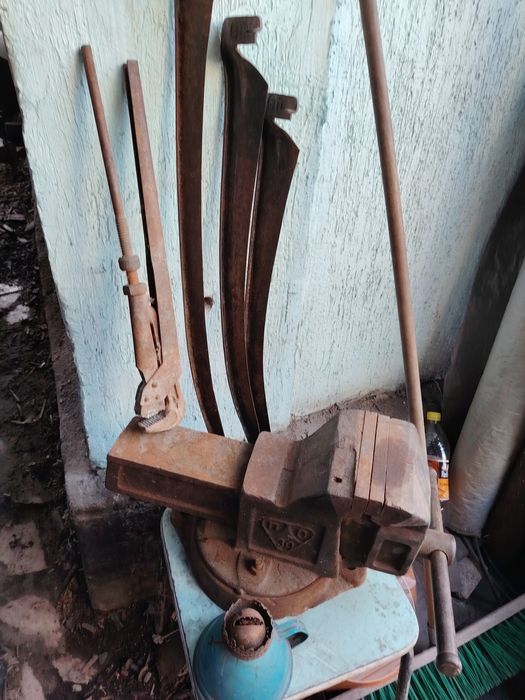 Пресс тиски гантели пилы баллон лебёдка