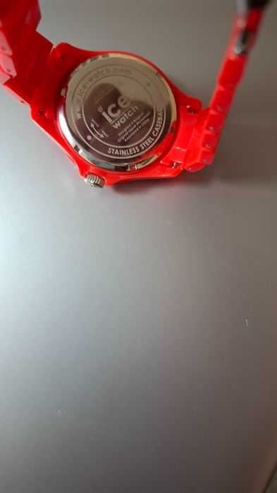 Часовник ICE WATCH