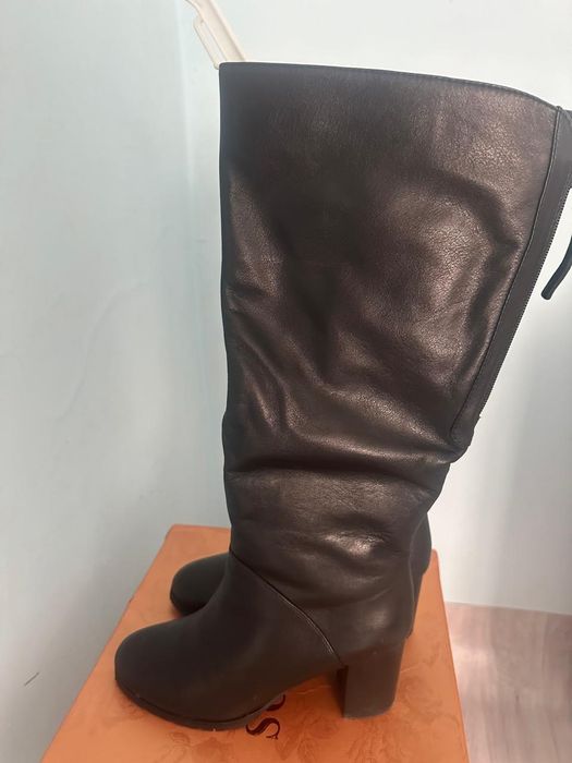 Зимние сапоги женские