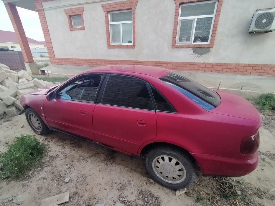 Продается Ауди а4  1995г. Автомат