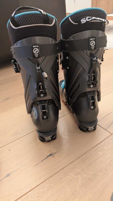 Clapari Schi de Tura SCARPA F1 29,5 (45)