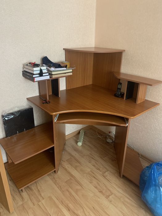 Стол компьютерный б/у