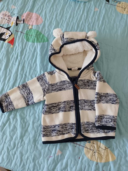 Hăinuță  h&m, 2-4 luni