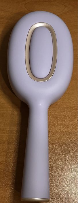 Четка за коса със самопочистващ се бутон Omnia, лилава