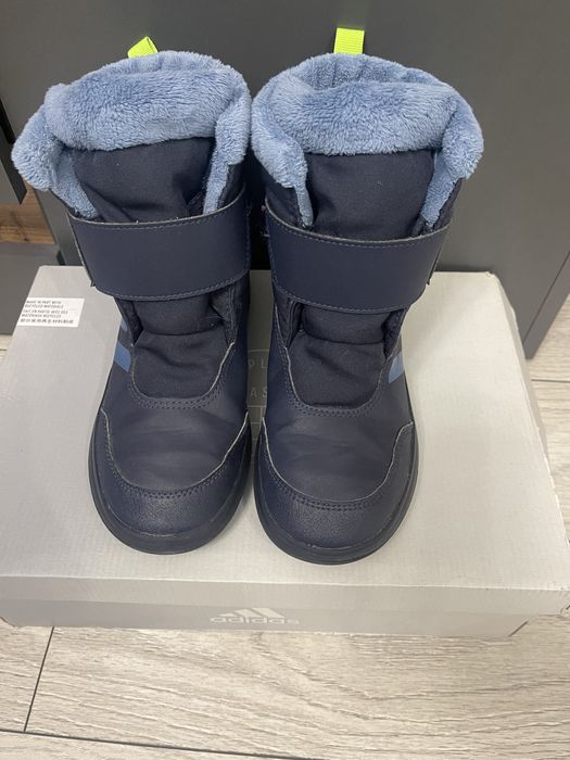 Оригинални ботуши адидас