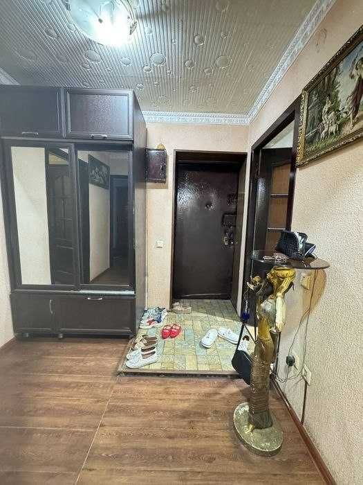 Продам срочно Ялангач Эко базар 3 ком №Г68