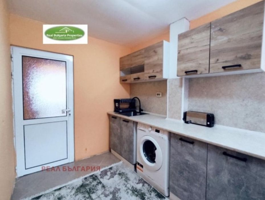 Продава се Тристаен апартамент в Русе, Център - 70 кв.м за 1599 €/кв.м - Снимка #1