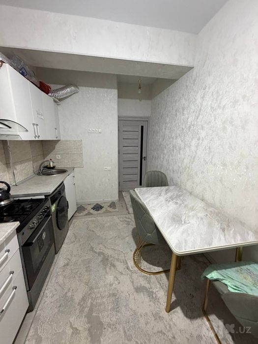 Ijaraga kvartira Yakkasaroy 16gor balnisa yaqinida. FAQAT OILA