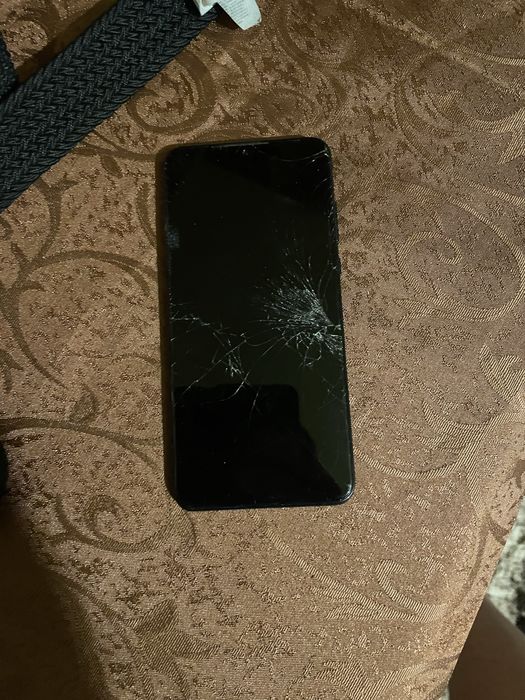 Telefoane Huawei pentru piese