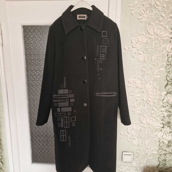 Пальто демисезонное