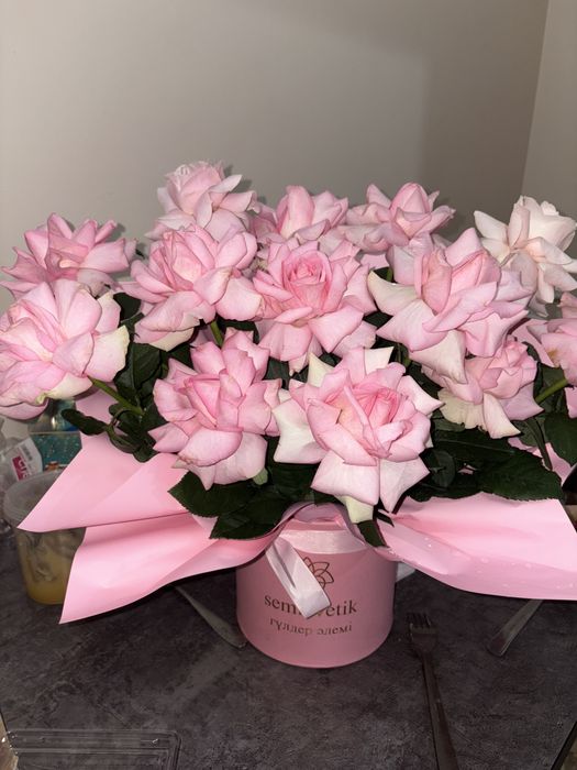 Цветы свежые  срочна  торг имееться