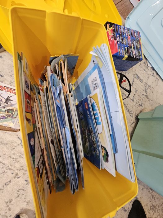 Продам более 2000 оригинальных деталей LEGO