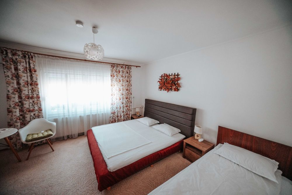 Cazare in Oradea pentru grup de persoane/ muncitori- capacitate mare