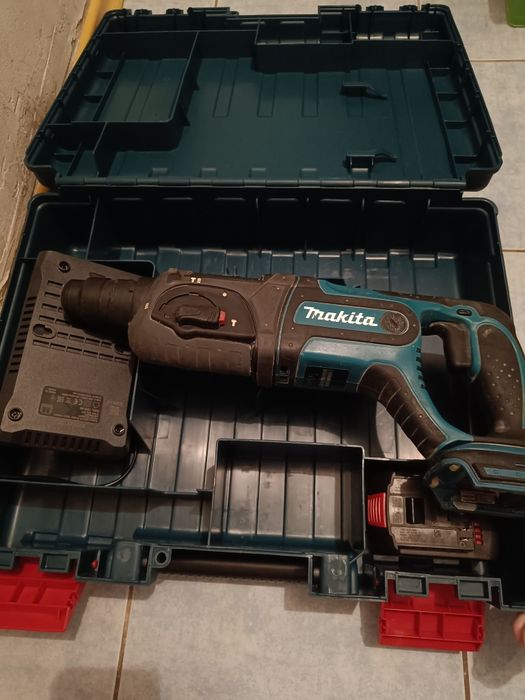 Перфоратор Makita