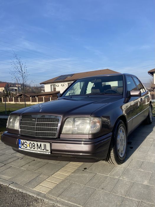 Mercedes-Benz W124