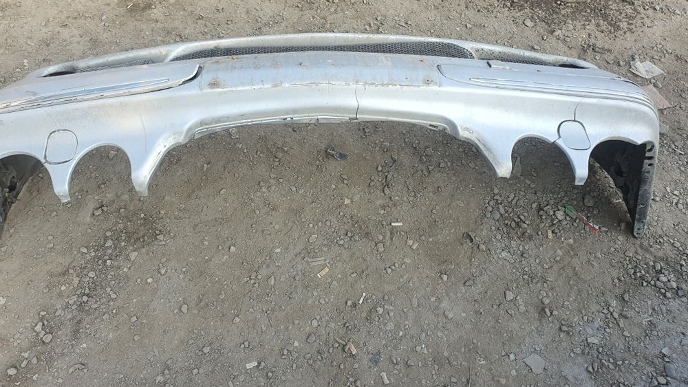 Передний Бампер порогимерседес 210