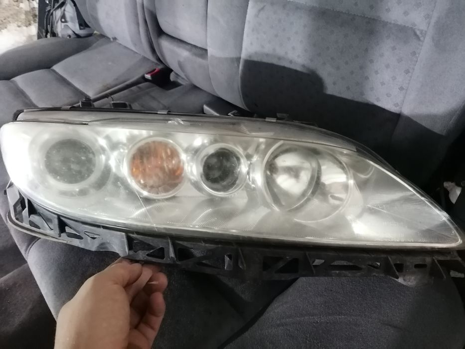 Мазда 6  1.8 бензин