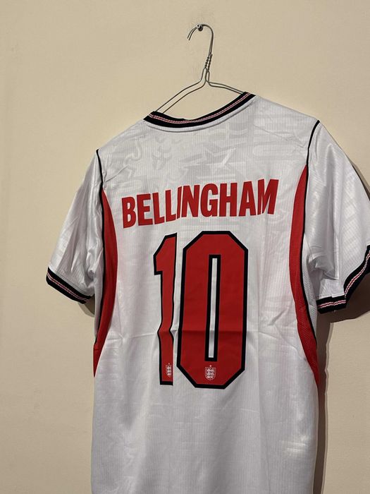 Тениска на Англия за Световното първенство с името на BELLINGHAM - ТОП ЦЕНА!