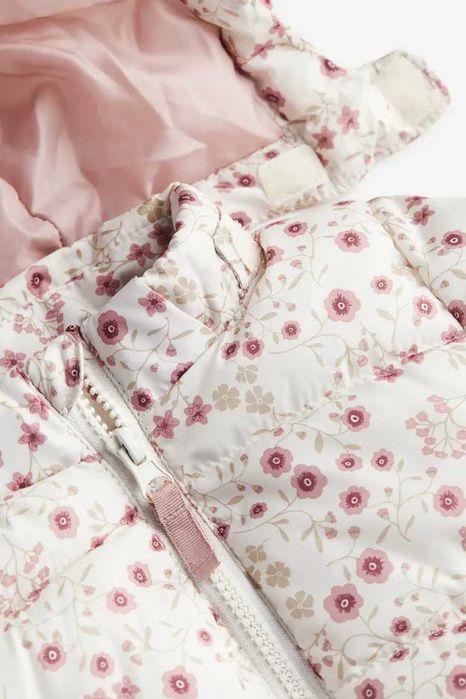 Куртка H&M  для девочек на 2-3 г,  3-4г