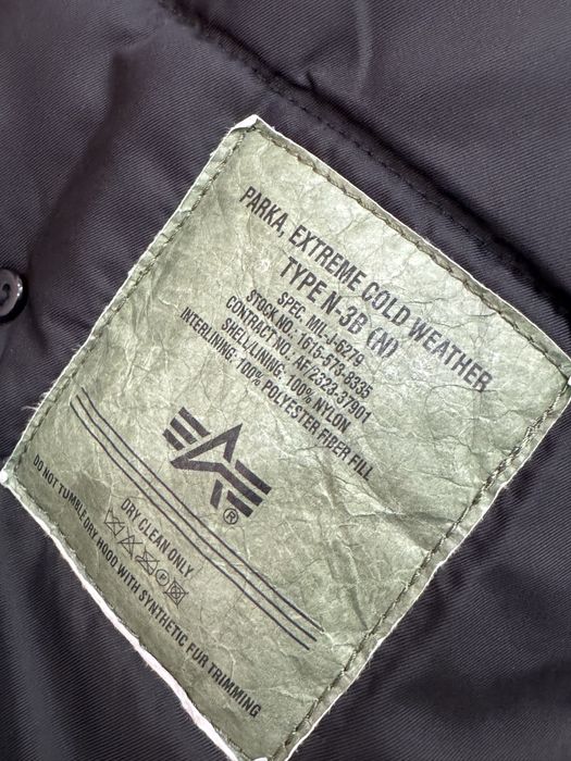 Мъжка парка ALPHA INDUSTRIES . Размер М