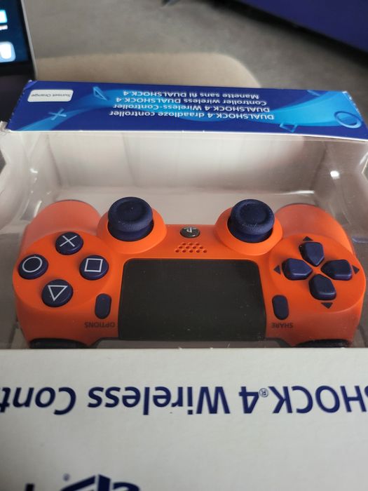 Dualshock 4 Sunset Orange нов оригинален