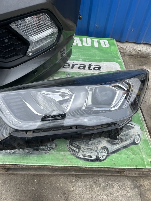 Far dreapta Xenon Ford Kuga 2017