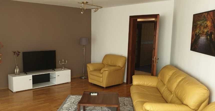 Дава се под наем Тристаен апартамент в Пловдив, Южен - 78 кв.м за 244.8 € - Снимка #1