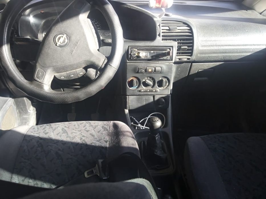Opel Zafira продаю срочно