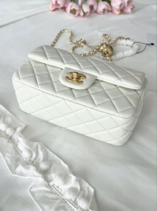 Geanta Chanel Pearl Crush 20 cm-pe stoc