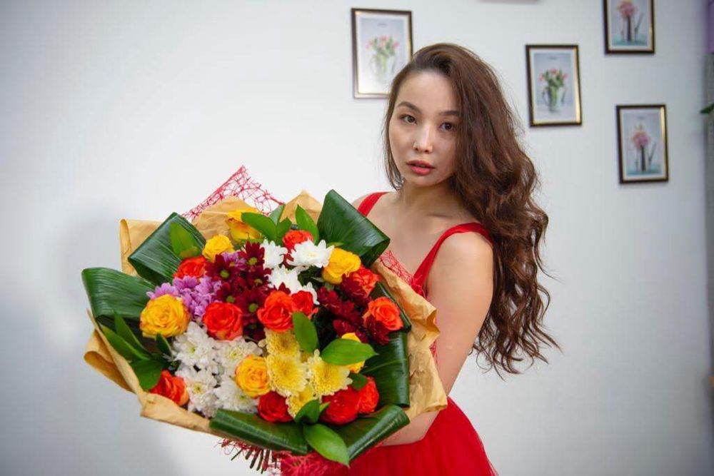 Розы, пионы, кустовые розы оптом и в розницу