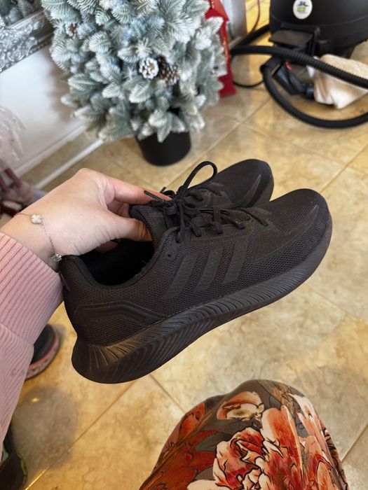 Нови adidas 40 2/3 номер