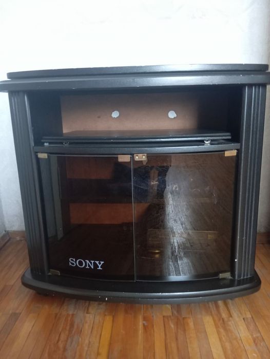 Продам тумбочку под телевизор