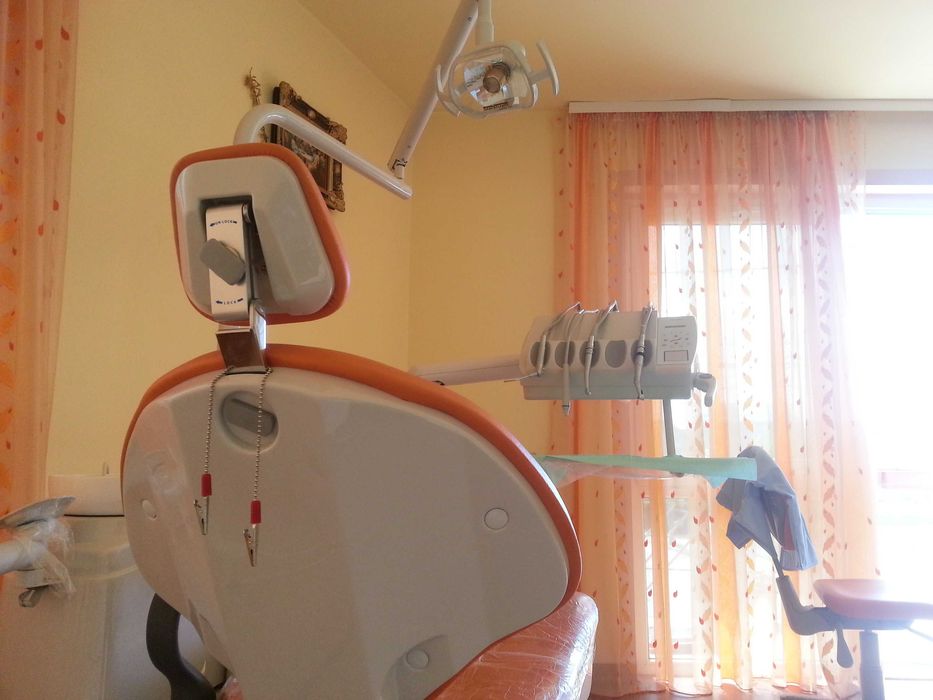 Scaun stomatologie complet + Sterilizator Pupinel Profesional