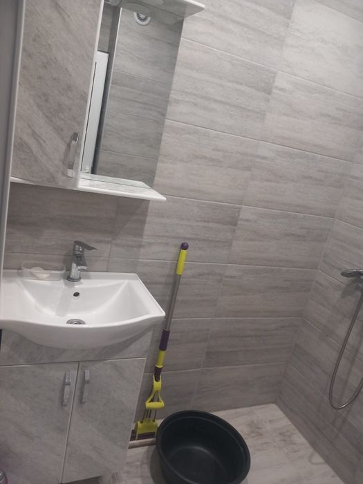 Дава се под наем Тристаен апартамент в Кърджали, Център - 75 кв.м за 285.6 € - Снимка #7