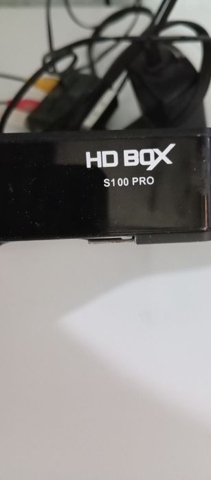 Продаю тюнер ТВ приставка.